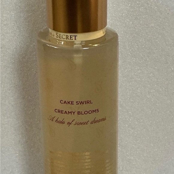 Victoria's Secret Angel Cake & Cream  Mist - Picture 2 of 2